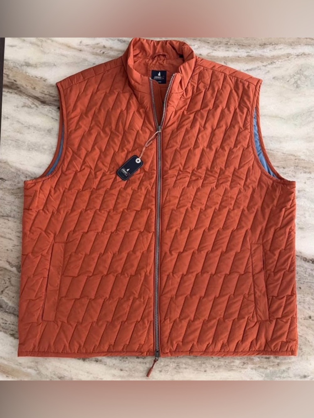 NWT Johnnie-O Belfry Quilted
Puffer Vest Harvest Orange Men's
Extra Large XL